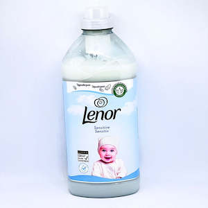 Nuts: HESARI AFG Roasted & Salted Apricot Kernels / 1kg