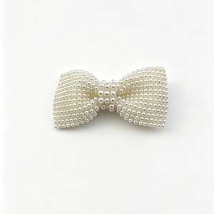 Pearl Bow Hair Clip