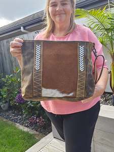 Cowhide Bags: Arizona - Large Messenger