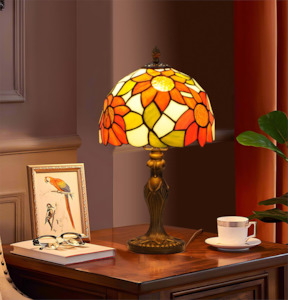 Tiffany Sunflower Handcrafted Stained Glass Lamp Desk Bedside Table Lamp LED