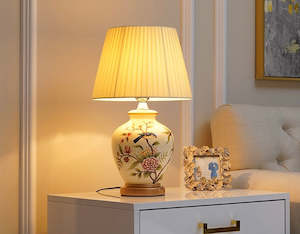Style 3: Retro Hand-Painted Ceramic White Desk Bedside Table Lamp LED