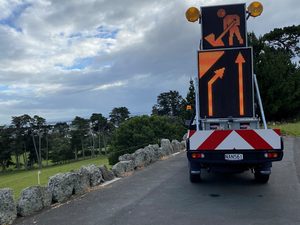 Products: Universal AWVMS – Ute or Trailer Mounted LED Sign - Highway1