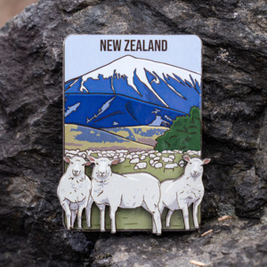 Frontpage: New Zealand Wooden Magnet