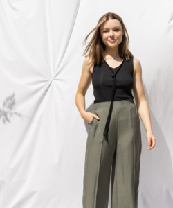 Dressed Pluto Tank Top Black