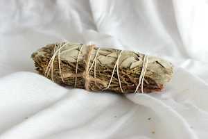 White Sage And Palo Santo: Californian White Sage & Juniper Bundle