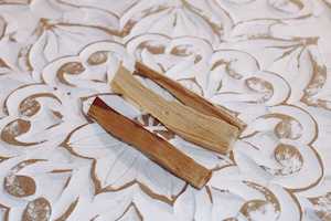 White Sage And Palo Santo: Palo Santo Stick