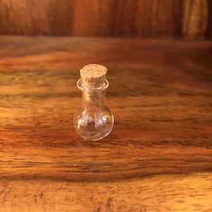 Glass Bottles: Potion Glass Bottle