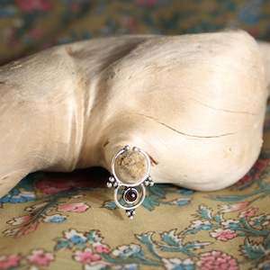 Nose And Septum Piercing: Septum Silver Plated Stone Loop