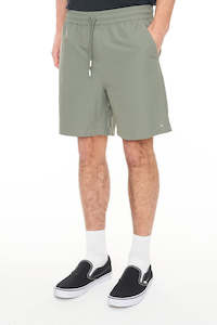 Him Shorts: HUFFER // Stretcher Trunk KHAKI