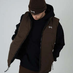 Him Hoodies Crews: CRATE // Reversible Puffer Vest BLACK/DARK BROWN