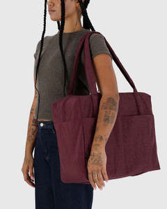 New Arrivals: BAGGU // LARGE Cloud Carry-on MAHOGANY