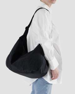 New Arrivals: BAGGU // LARGE Nylon Crescent Bag BLACK