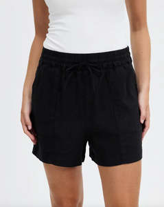 Her Pants: ASSEMBLY LABEL // Zora Linen Short BLACK