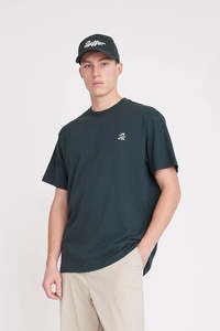 HUFFER GOLF // Sup Tee Tap That GOLF GREEN