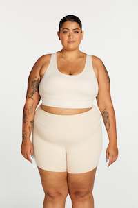 The Neutrals Edit: STAPLE MID SHORT BEIGE