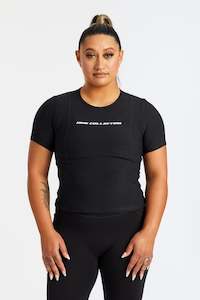 Onyx: HINE TRAINING CROP TEE - ONYX