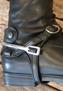Rider: Leather Spur Straps