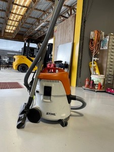 Construction: Stihl Small Vacuum