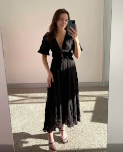 Graduation: Mirella V-Neck Dress