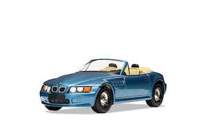 1 36 Scale: xCorgi CC04905 1/36 J/Bond Goldeneye: BMW Z3