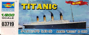 Ships: Trumpeter 03719 1/200 TitanicÃ¯Â¼Ë†W/LEDÃ¯Â¼â€°