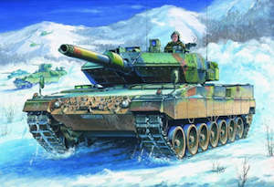 Hobby Boss 82402 1/35 German Leopard 2 A5/A6 tank