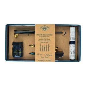 Calligraphy Feature Collection: Manuscript Heritage Pen & Roller Blotter Set