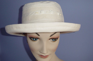 Products: S219: Cream Cotton with Beads and Little Roses Hokianga Hats