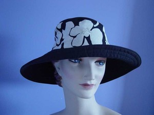 Products: S201: Black Wide Brim With Top-Stitching Hokianga Hats