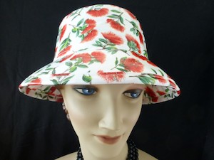 Products: RH27 Pohutukawa flowers on shower proof laminated cotton Hokianga Hats