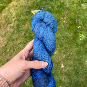 Products: Knitsch BFL Sock - A push against the tide