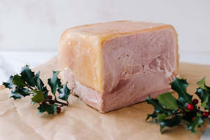 Holly Bacon Collection: Boneless Ham