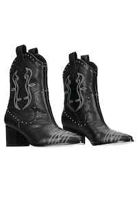 Shoes: HEY MON Hattie Boot Black