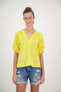 New Briarwood: BRIARWOOD Tomo Top Yellow