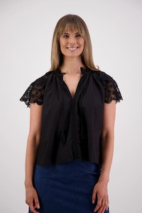 Briarwood: BRIARWOOD Sebbie Top Black