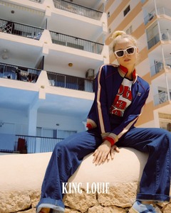 Knitwear: KING LOUIE Lila Coljack Dayt Sweater Blue