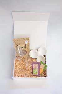 'The Entertainer' Gift Box