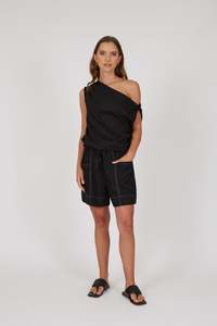 Palma Short - Black