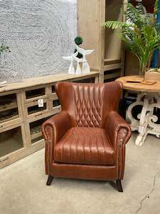 PROFESSOR'S LEATHER SETTEE Brown