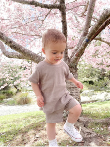 Maki The Label: Ribbed T-Shirt-TAUPE