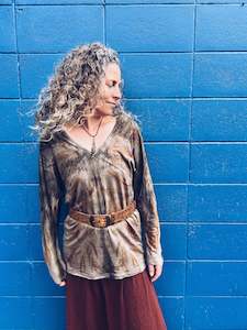 Botanical Clothing: Dark Gum top - Merino M