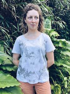 Botanical Clothing: Maple leaf Tee Shirt - Cotton 14