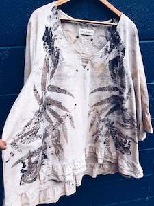 Eucalyptus top ~ Linen ~ 26