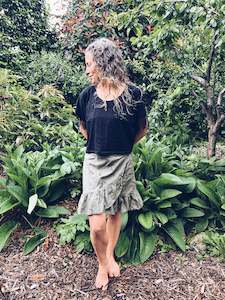 Sale: Wild Khaki skirt ~ Linen ~ L