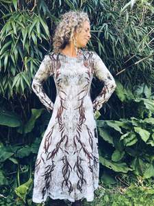 Thread Journeys Dress ~ Merino ~ L ~ NEW