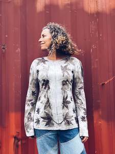 Thread Journeys Liquid Amber Long sleeve ~ Merino ~ XL ~ NEW