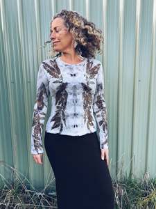 Thread Journeys Eucalyptus Cropped Long sleeve ~ Merino ~ M ~ NEW