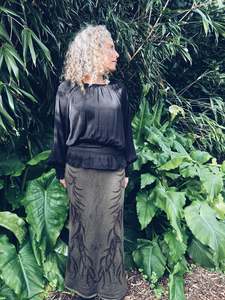 Thick Walnut Skirt ~ Merino ~ M ~ NEW