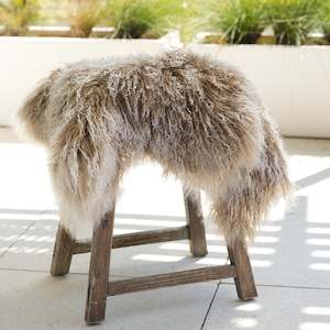 Rugs And Chair Pads: Tibetan Lambskin Rug - Fawn with Tips