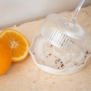 Ruffle Cocktail Rim Dish